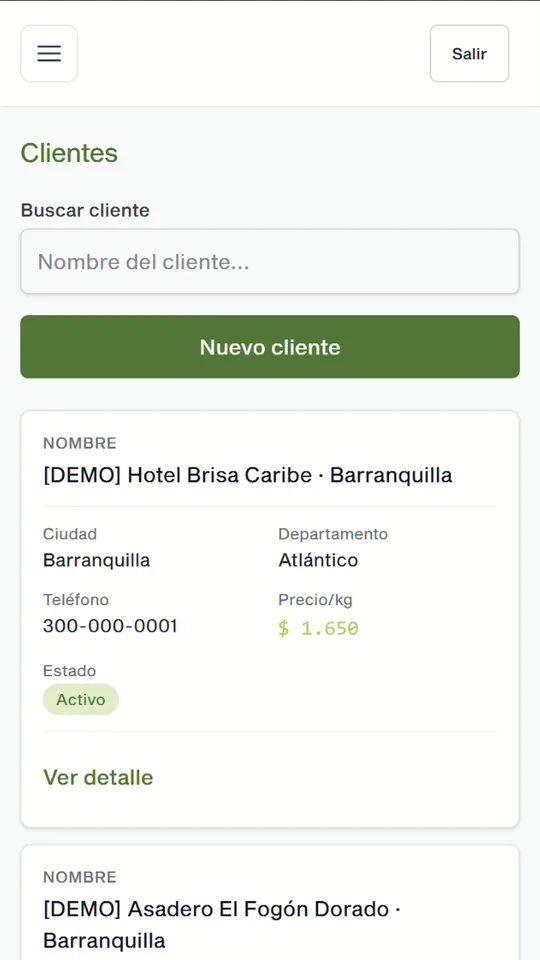 Pantalla de clientes del sistema, con datos de ejemplo